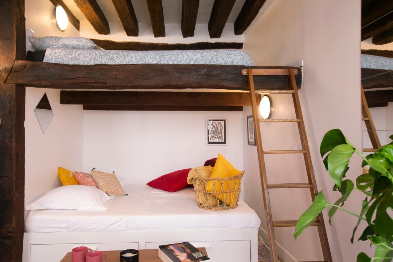 Authentic Apartment In Center Of Parisian Marais Zewnętrze zdjęcie