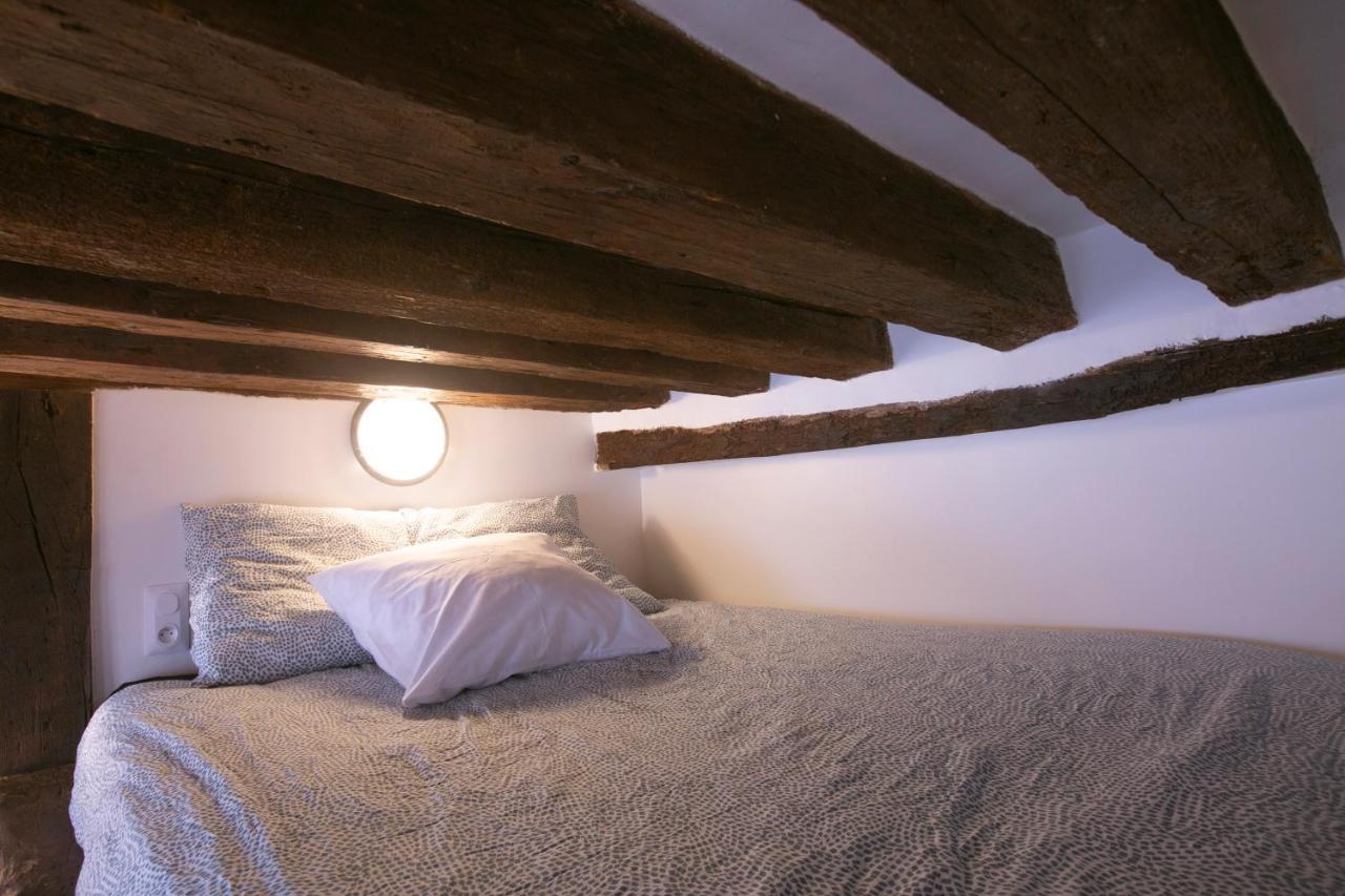 Authentic Apartment In Center Of Parisian Marais Zewnętrze zdjęcie